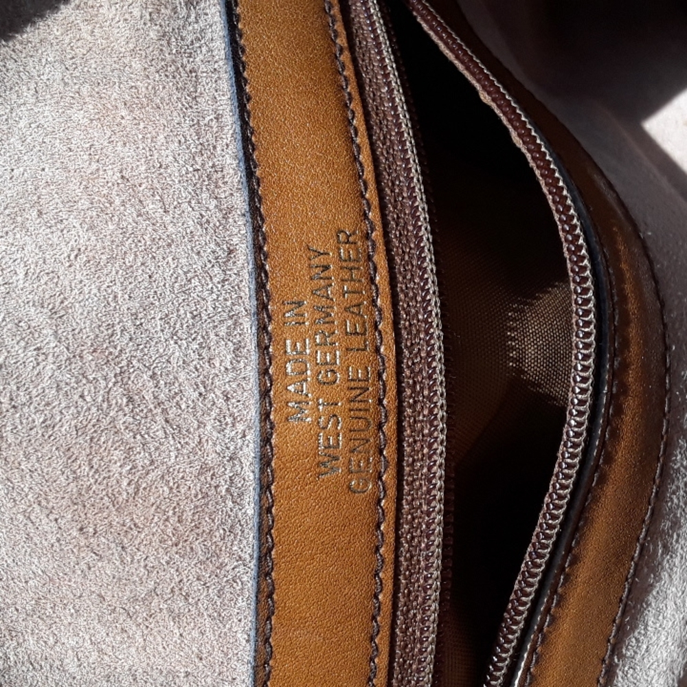 💥Vintage HCL Leather Handbag Made in Germany Rare Color! 💥 - Picture 12 of 14